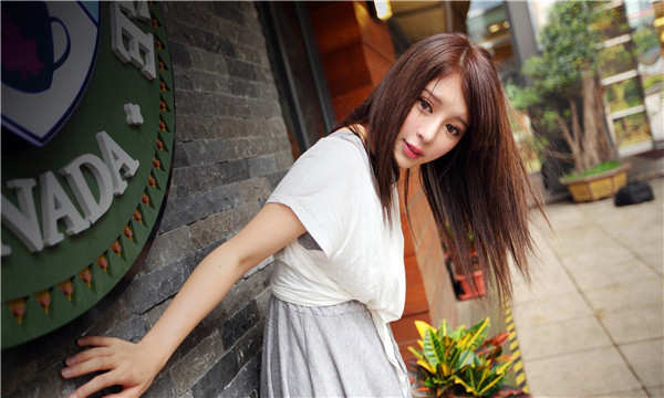 广西想找一个女性生孩子给报酬-｛找个女人生孩子多少钱｝